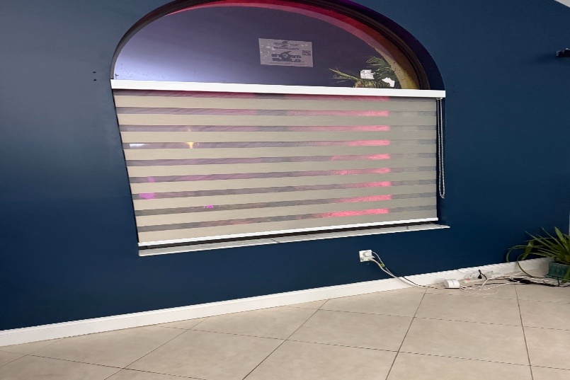 4C1C83BF-E795-42FF-86A6-0A2AA584E6FC