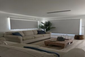 AFB373A6-225B-49F8-8AD9-B4A0A17FA226